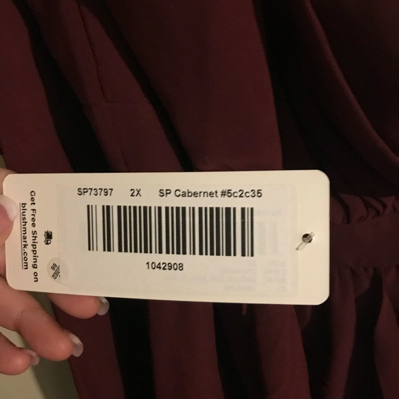 NWT Cabernet/Burgundy Bridesmaid Dress and 2x - Picture 3 of 8